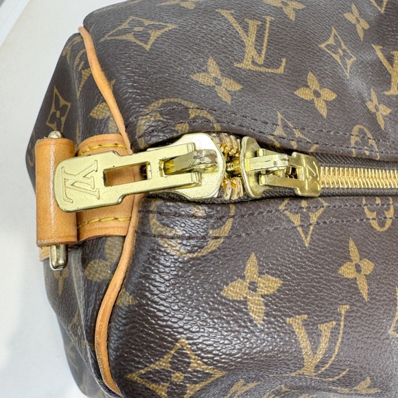 Louis Vuitton Monogram Keepall 50 - Picture 5 of 10